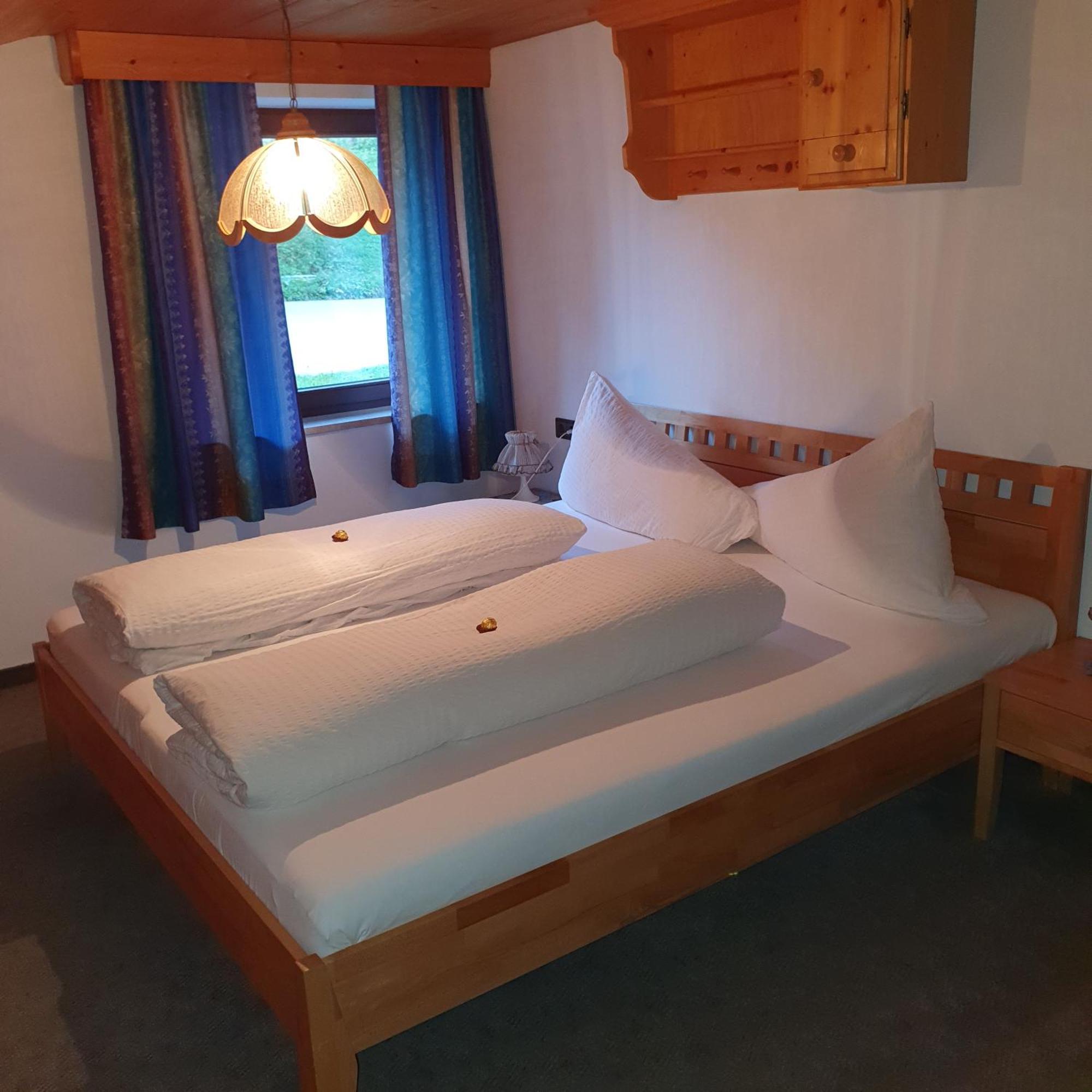 Pitztal Ferienwohnungen Sankt Leonhard im Pitztal Δωμάτιο φωτογραφία